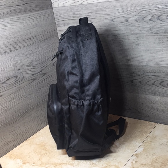 Converse Chuck Taylor All Star Go Black Backpack - Picture 3 of 8